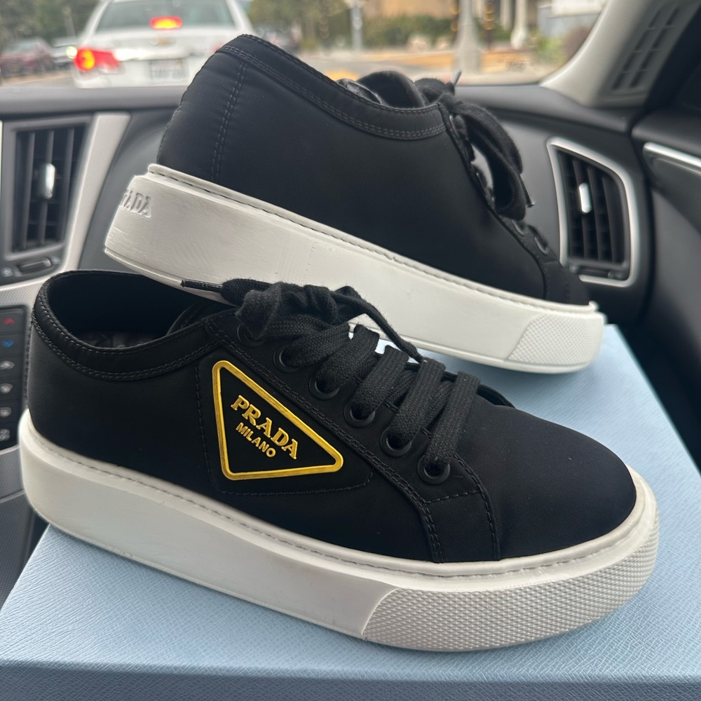 Prada shoes size 8. Authentic. Only worn a few times.